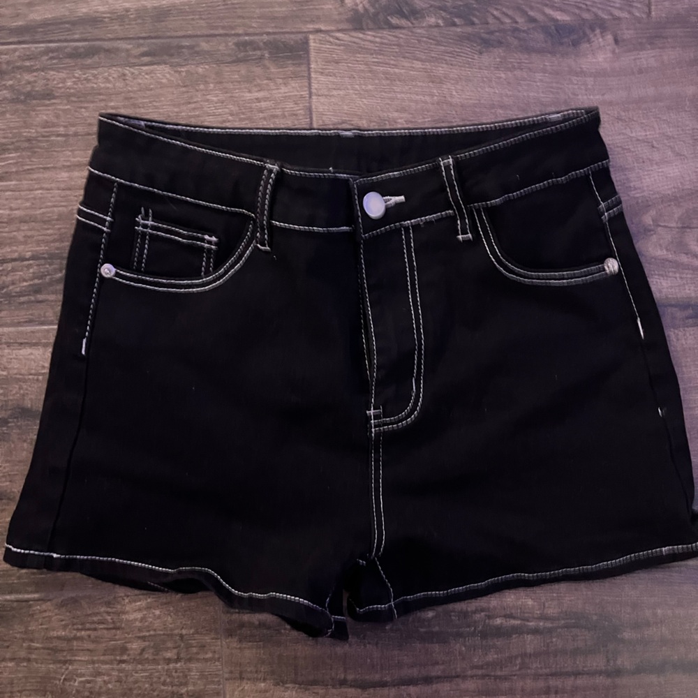 Y2K black and pink long shorts